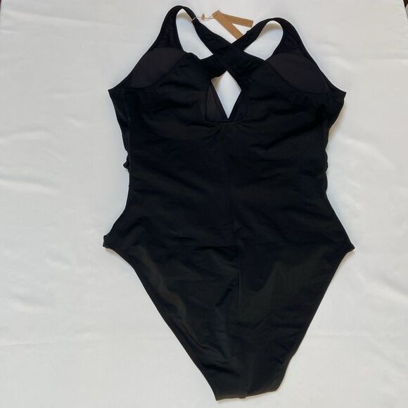 Shapellx Smart Sculp Plunge Cutout One-Piece Swimsuit - Picture 3 of 8